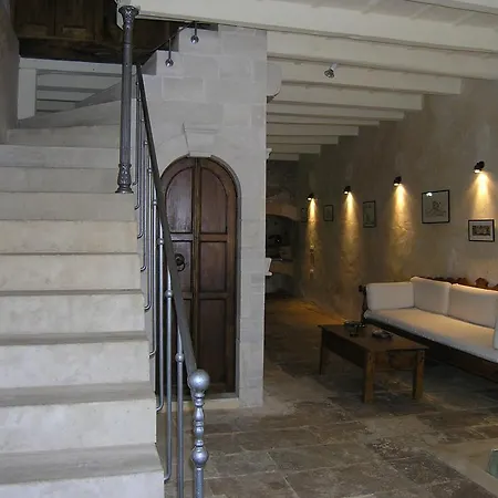 Vetera Suites Pensión 4*